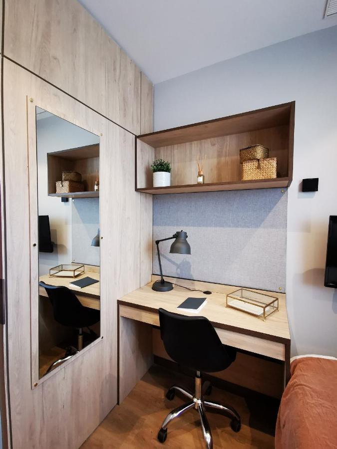 Stephouse Pozuelo Europa Hotel โปซูเอโล เด อาลาร์กอน ภายนอก รูปภาพ