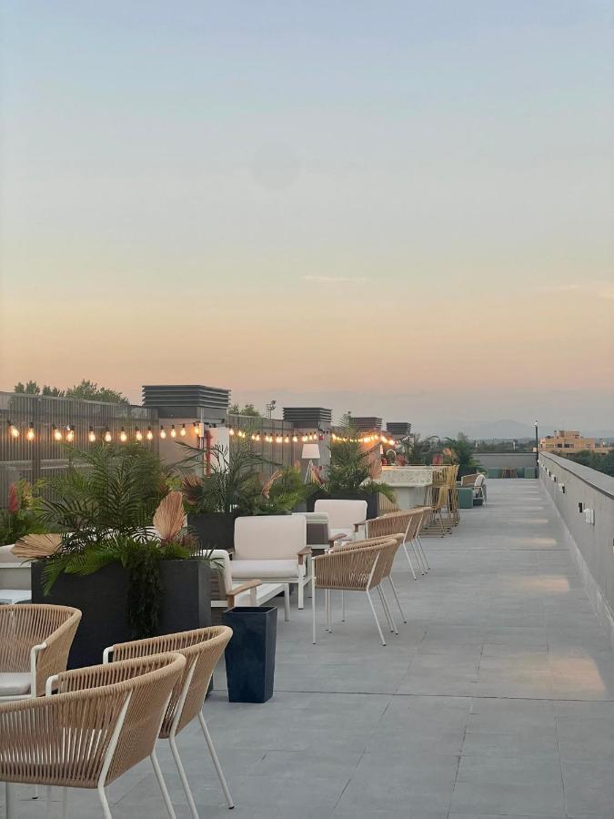 Stephouse Pozuelo Europa Hotel โปซูเอโล เด อาลาร์กอน ภายนอก รูปภาพ